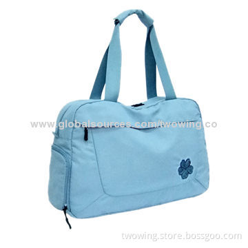 Sports bag with 70D nylon fabric